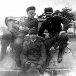 Екимов_Николай_Федорович(во 2-м ряду крайний справа) МАУК МТК ЗСМД.jpg